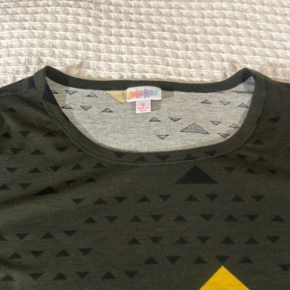 LuLaRoe Women’s Julia Dress/Size: Small/Color: Dark Green w/Arrows Design (NWT) - Picture 4 of 10